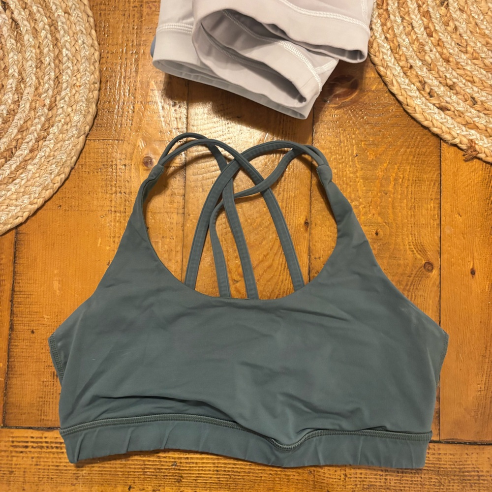 Lululemon energy bra